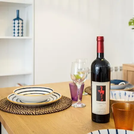 Appartement Poetto - 5 Min Form The - Free Park - Wi-fi - Self Check In - Netflix *
