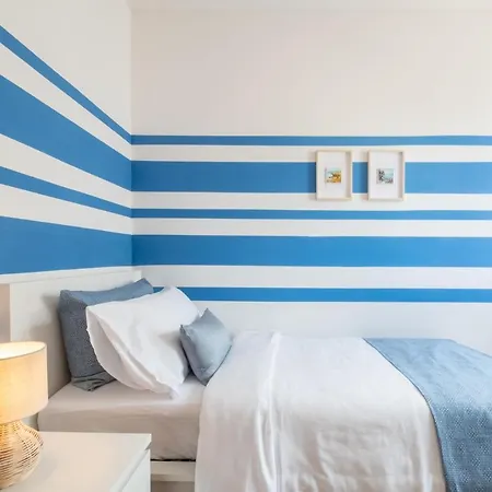 Poetto - 5 Min Form The - Free Park - Wi-fi - Self Check In - Netflix Apartment *