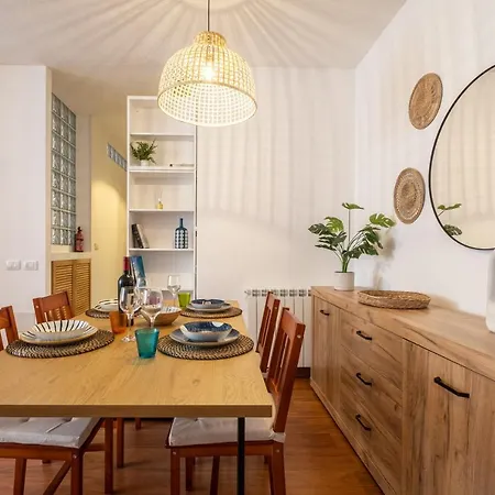 Poetto - 5 Min Form The - Free Park - Wi-fi - Self Check In - Netflix Apartment *