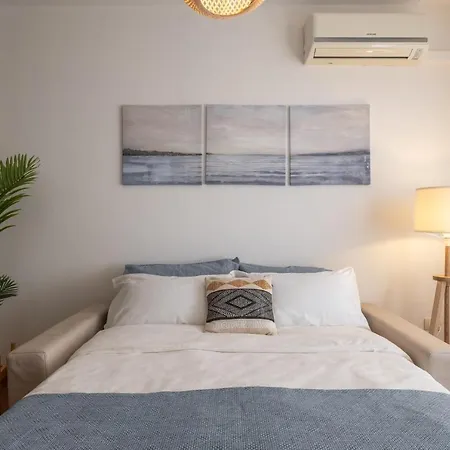 Poetto - 5 Min Form The - Free Park - Wi-fi - Self Check In - Netflix Apartment *