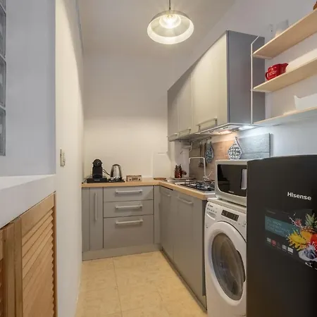 Apartment Poetto - 5 Min Form The - Free Park - Wi-fi - Self Check In - Netflix