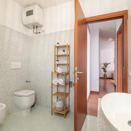 Poetto - 5 Min Form The - Free Park - Wi-fi - Self Check In - Netflix Apartment Quartu Sant'Elena