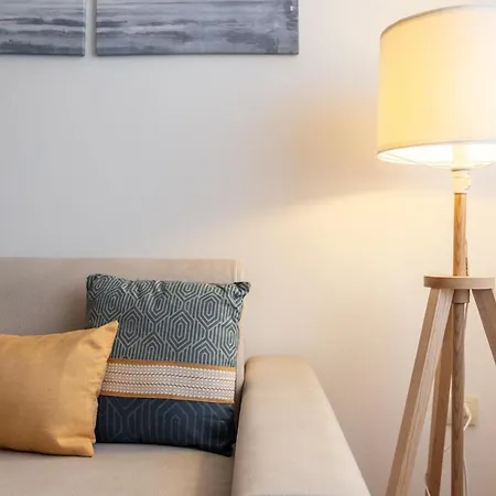 Apartment Poetto - 5 Min Form The - Free Park - Wi-fi - Self Check In - Netflix