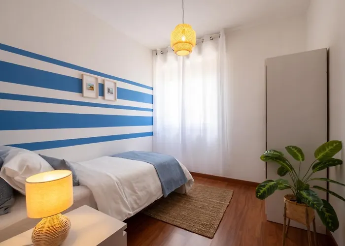 Poetto - 5 Min Form The - Free Park - Wi-fi - Self Check In - Netflix *